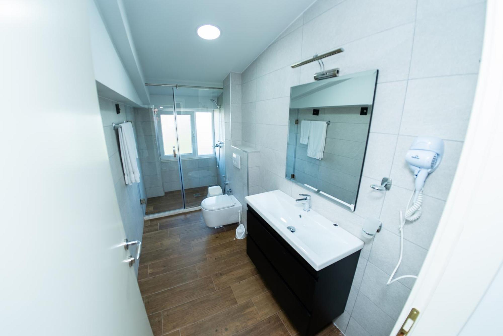 Olivar Tirana 4* Selitë e Vogël
