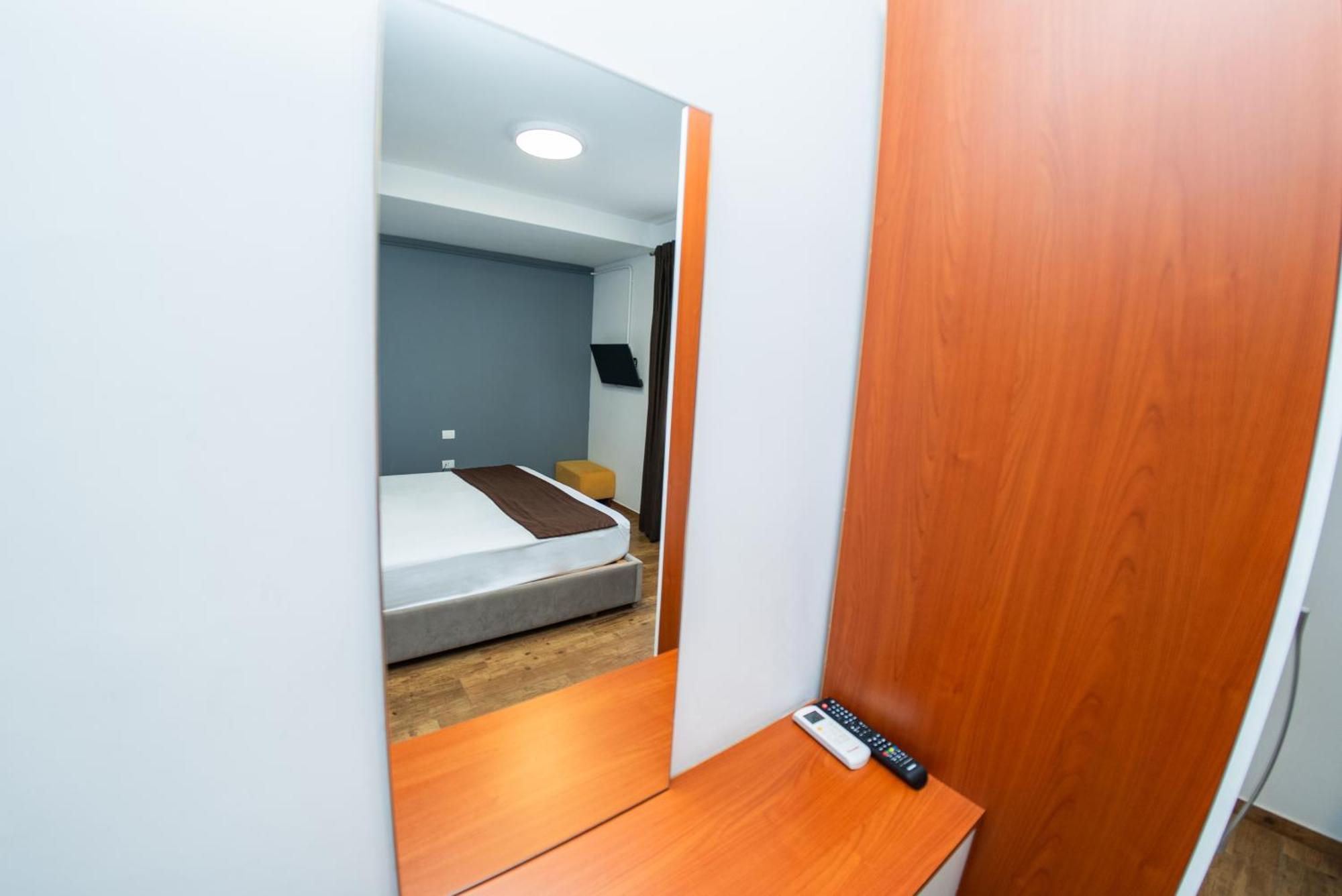 Olivar Tirana 4* Selitë e Vogël